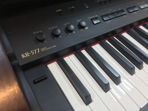 Đàn Piano Điện Roland KR 577