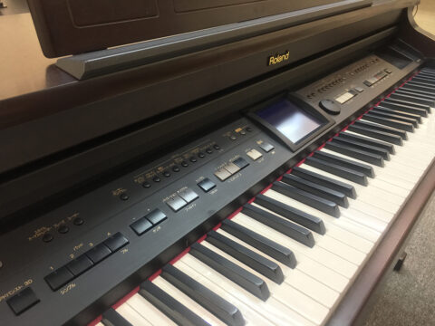 Đàn Piano Điện Roland KR 577