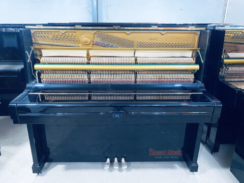 Alternative view of Đàn Piano Cơ Yamaha U2G