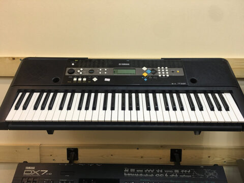 Đàn Organ Yamaha PSR E 223