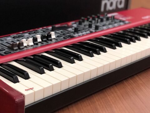 Đàn Nord Electro 5d