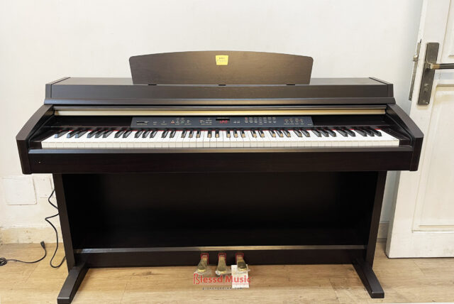 Đàn Piano Điện Yamaha CLP 230R