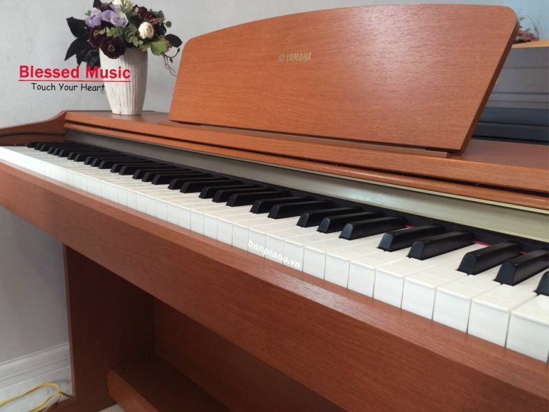 Đàn Piano Điện Yamaha J 7000