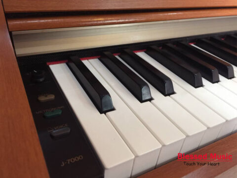 Đàn Piano Điện Yamaha J 7000