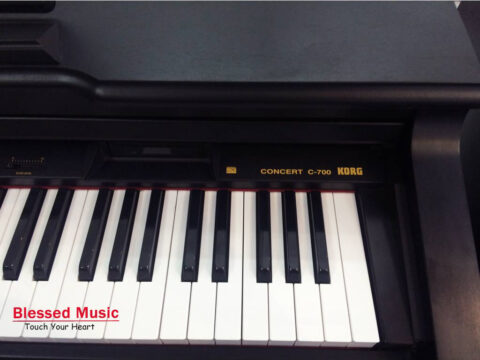 Đàn Piano Điện Korg C 700
