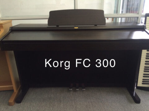 Đàn Piano Điện Korg FC 300