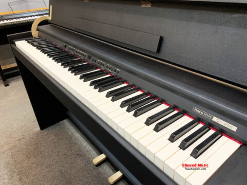 Đàn Piano điện Roland DP 900