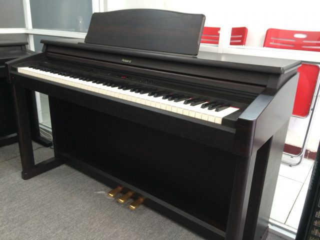 Đàn Piano điện Roland HP 530
