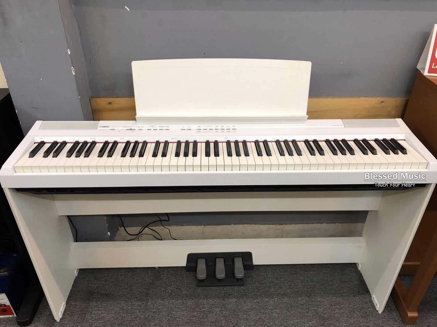 YAMAHA P-105WH - 器材