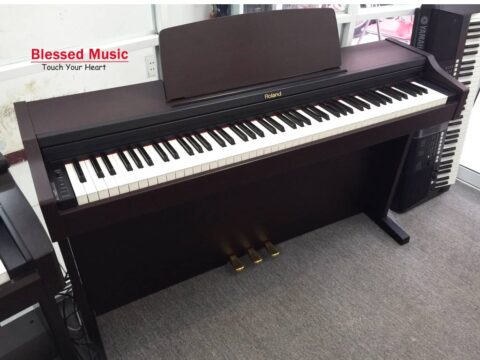 Bán piano Roland MP 101