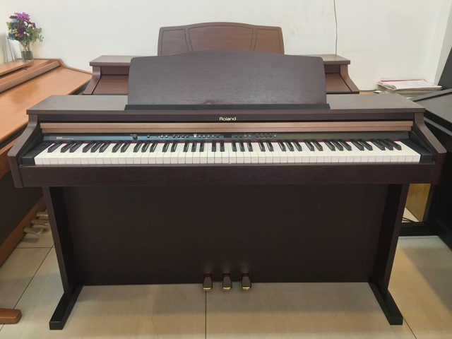 Đánh Giá Đàn Piano Điện Roland HP 103