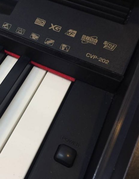 Đánh Giá Đàn Piano Điện Yamaha CVP 202