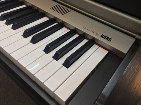 Đàn Piano Điện Korg C 520