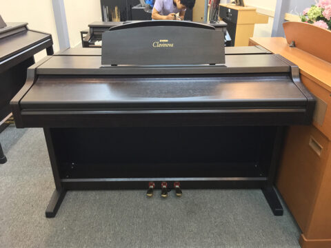 Đàn Piano Điện Yamaha CLP 820