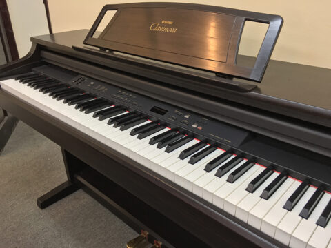 Đàn Piano Điện Yamaha CLP 860