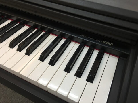 Đàn Piano Điện Korg C 35 W