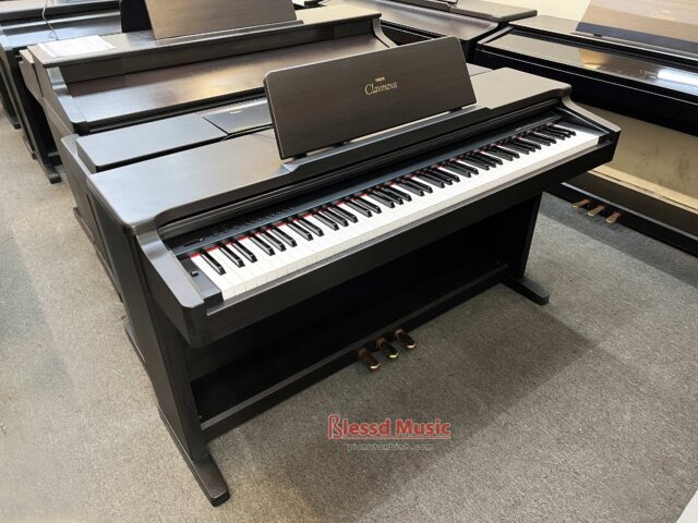 Đàn Piano điện Yamaha CLP 133