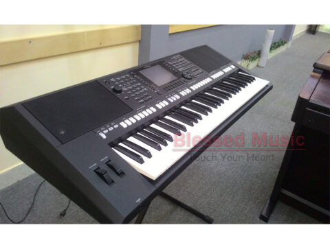 Alternative view of Đàn Organ Yamaha PSR S 750