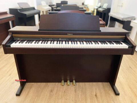 Đàn Piano điện Roland HP 103