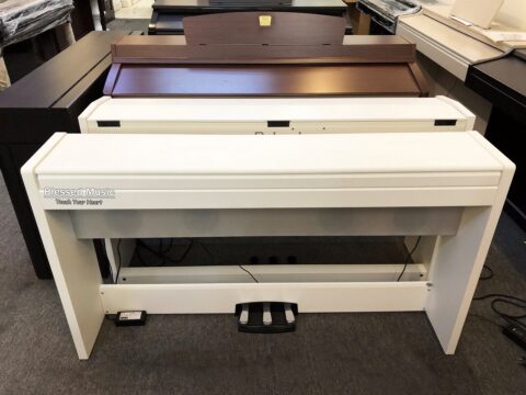 Đàn Piano điện Korg LP 380 WH