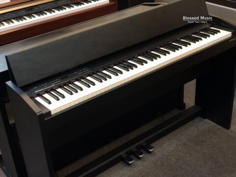 Đàn Piano điện Roland F 140R