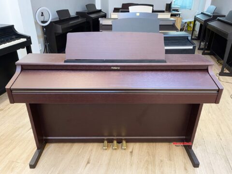 Đàn Piano điện Roland HP 203