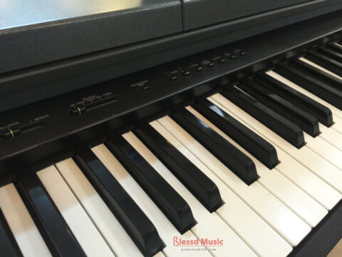 Đàn Piano Điện Yamaha CLP 550