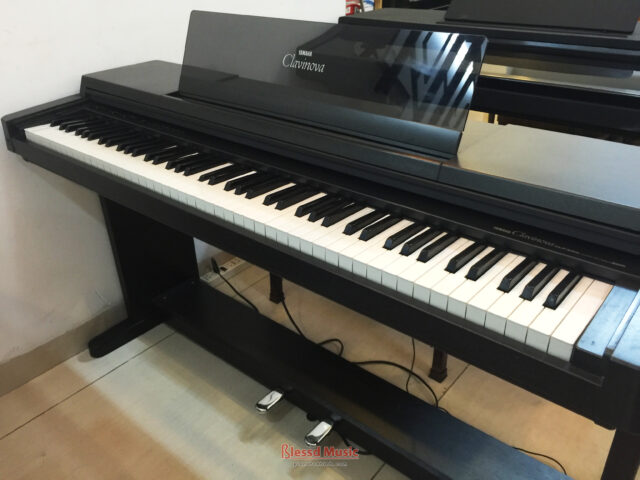 Đàn Piano Điện Yamaha CLP 550