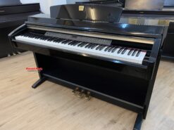 đàn piano điện Yamaha CLP 230 PE
