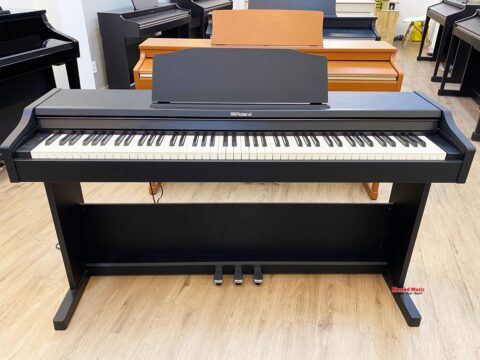 Đàn Piano Điện Roland RP 102