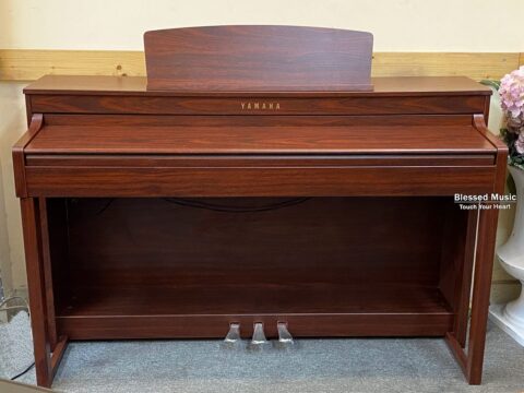 Đàn Piano điện Yamaha CLP 440M