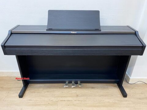 đàn Piano điện Roland RP 301