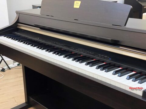 Đàn Piano điện Yamaha CLP 330R