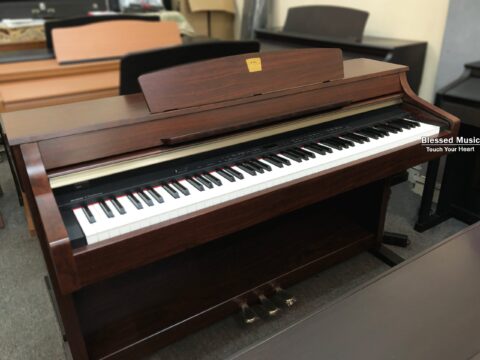 Đàn Piano điện Yamaha CLP 330 M