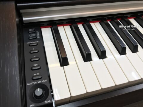 đàn piano điện Yamaha YDP 135