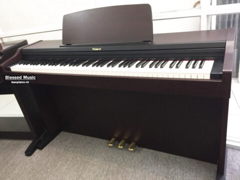 đàn piano điện roland mp 101