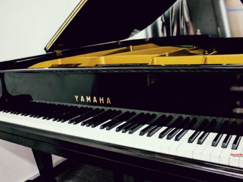 Đàn Piano cơ Yamaha G3