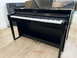 Đàn Piano điện Yamaha CLP 470PE