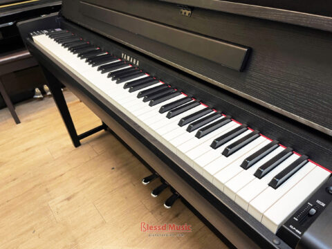 Đàn Piano điện Yamaha CLP 685B
