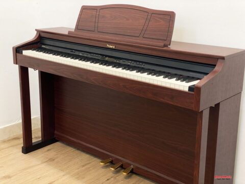 đàn Piano điện Roland HP 305 GP