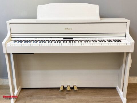 Đàn Piano điện Roland HP 605 WH