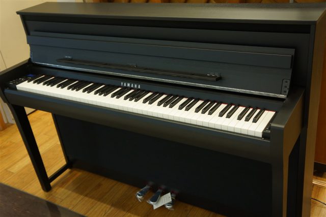 Đàn piano điện Yamaha CLP 685