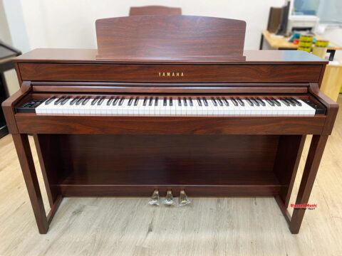 Đàn Piano điện Yamaha CLP 545M