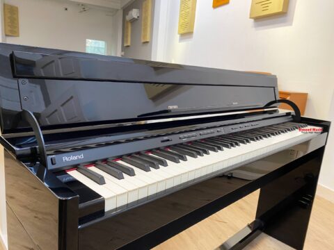 Đàn Piano điện Roland DP990RF