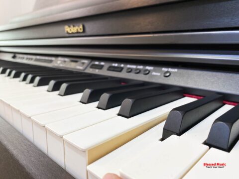 Đàn Piano điện Roland HP 205Sb