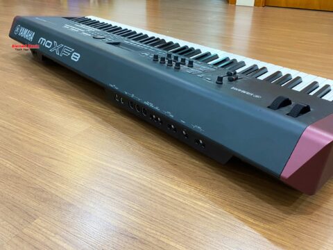 Đàn Piano điện Yamaha moxf 8