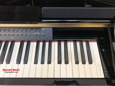 Đàn Piano điện Yamaha CLP 380 PE