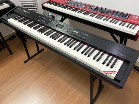 đàn piano Roland RD 300 NX