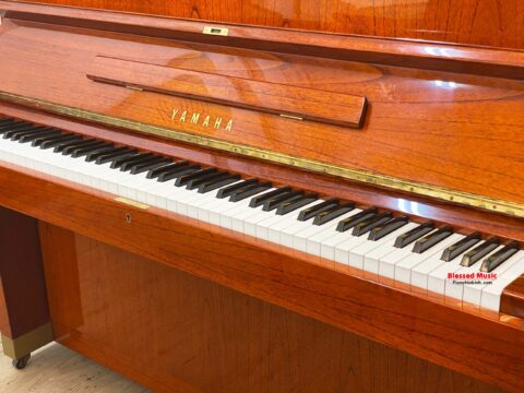Đàn Piano Cơ Yamaha W104