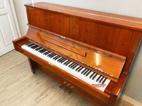 Đàn Piano Cơ Yamaha W104